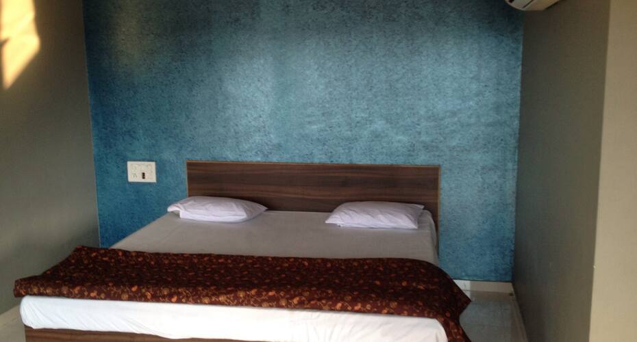 HOTEL LAKEVIEW, Vadodara 3